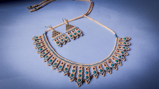 Marvelous Necklace And Earrings Set